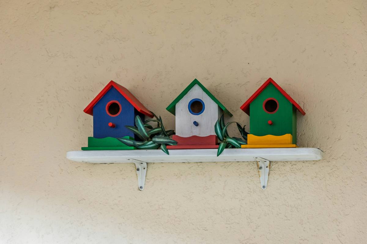 Why Your Birdbath with Birds on It Isn’t Attracting Real Birds (And How to Fix It Fast)